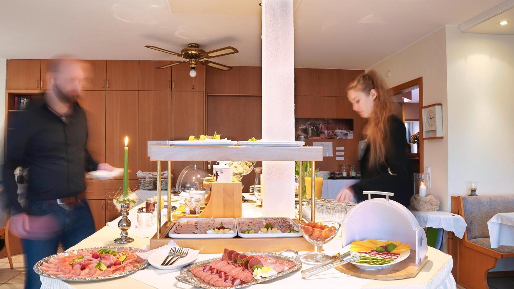 Hotel Schweizerhof Böbingen an der Rems Eksteriør billede